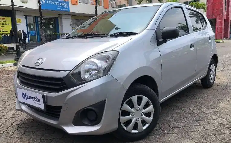 [OLXmobbi] Daihatsu Ayla 1.0 D Bensin-MT 2021 Silver(SRV)