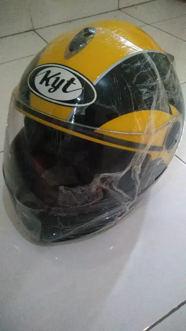 Jual Helm KYT Ukurn S