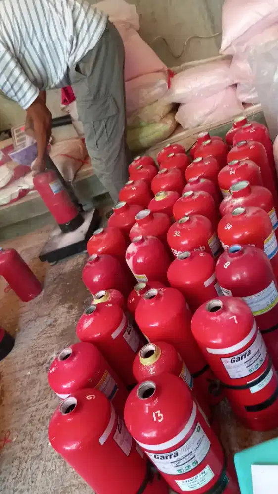 Refill/isi ulang Apar