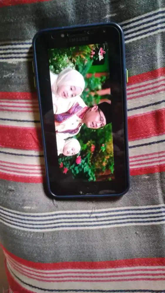 Bissmillaah Jual Hp Samsung J4