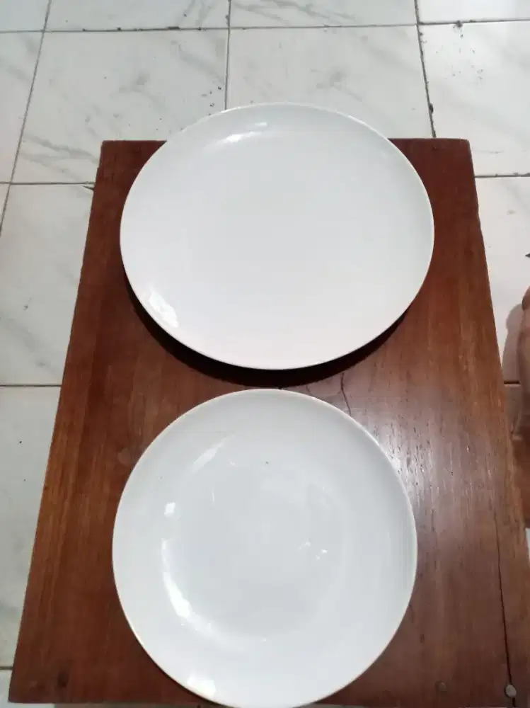 Piring ceper hotel lebar vip(piring makan )bagus Alat alat Catering