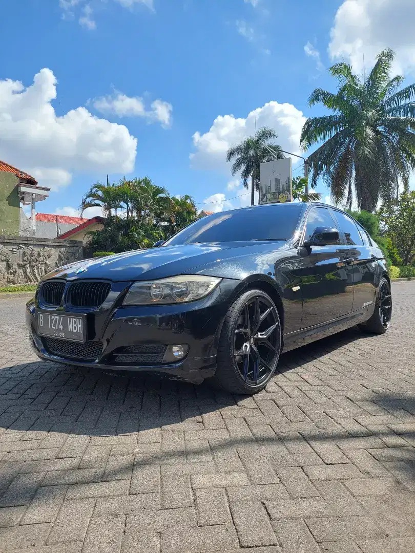 BMW E90 320i Facelift N46N Engine Siap Pakai - Mobil Bekas - 921173889