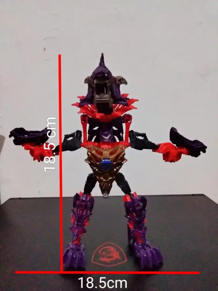 Mainan dinobots Slug-Triceratops Transformers