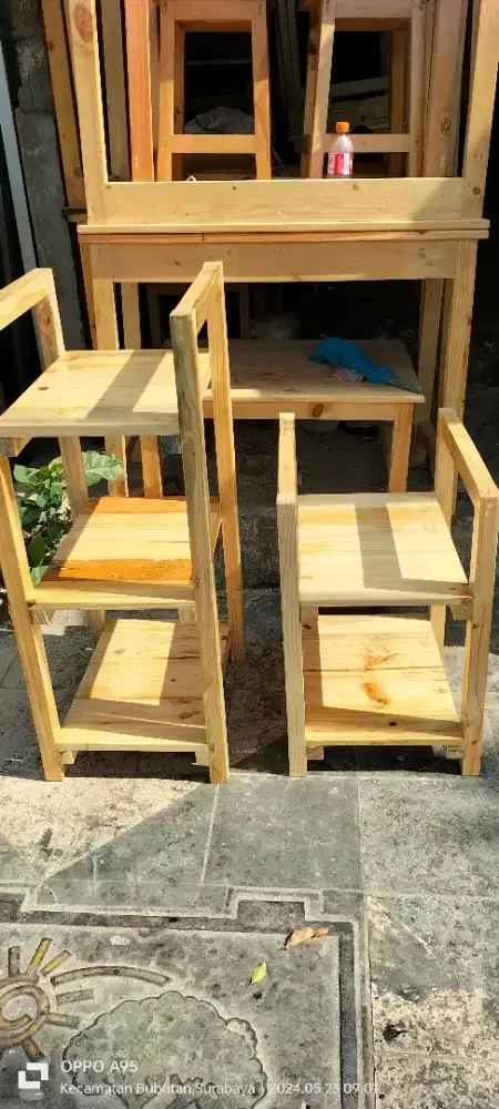 Rack Display (Bisa Custom dan Request Warna)