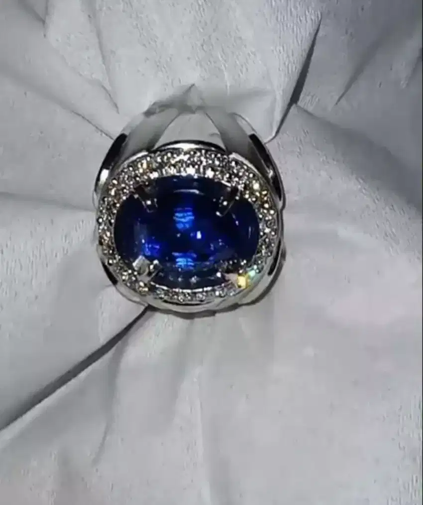 Cincin Natural 5,36 CRT blue safir Srilanka Gold Diamond