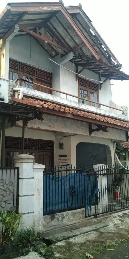 Dijual cepat rumah