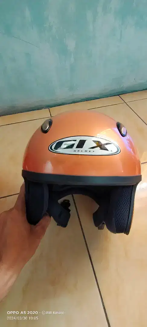 Helm gix warna orange