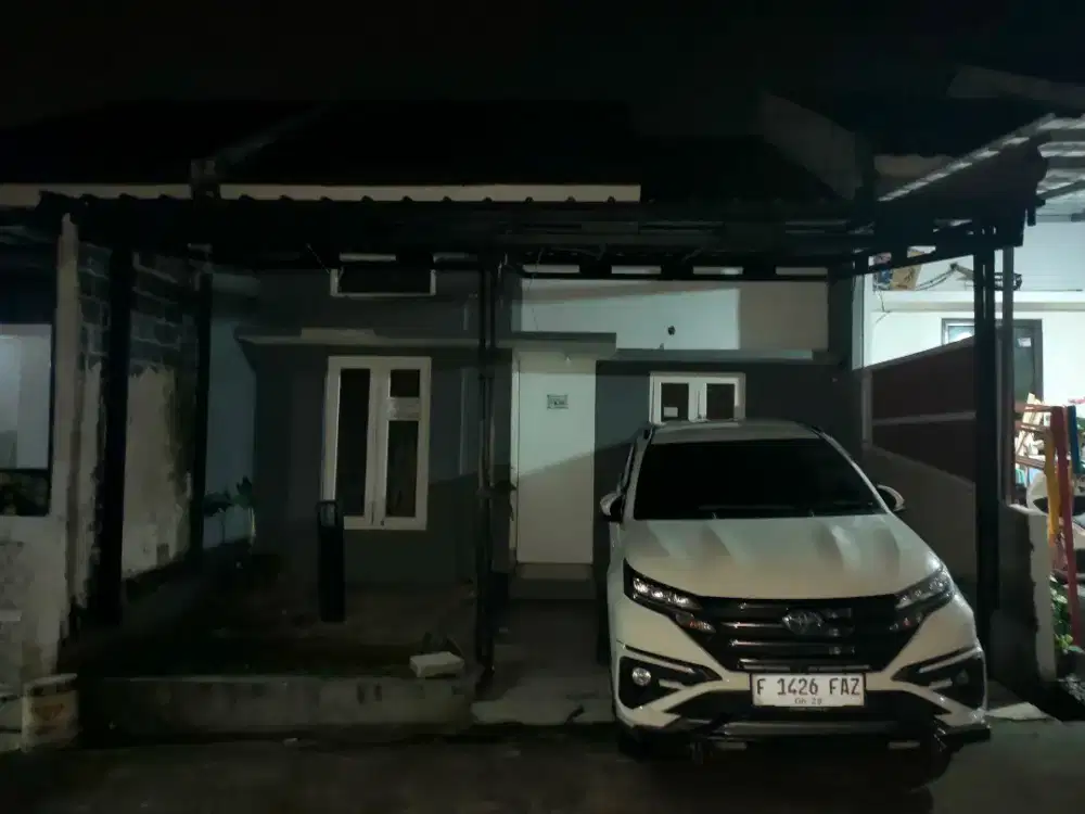 Dikontrakkan Rumah Rp 15.000.000,- /thn