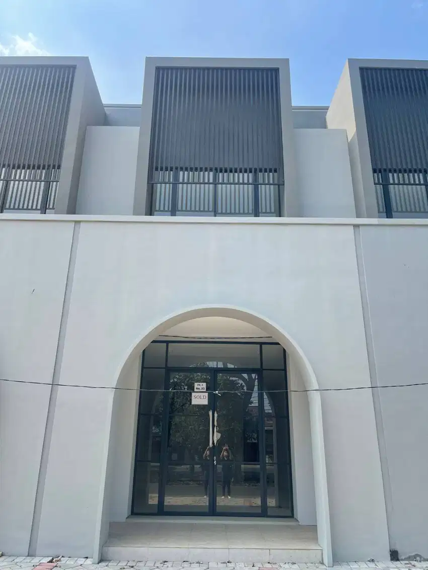 Sewa ruko buat usaha/ kantor
