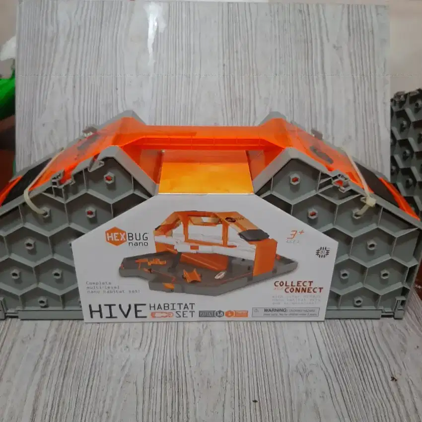 The Hexbug Hive playset