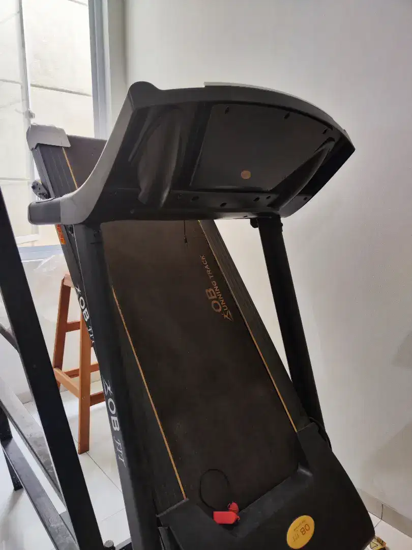 Treadmill bekas