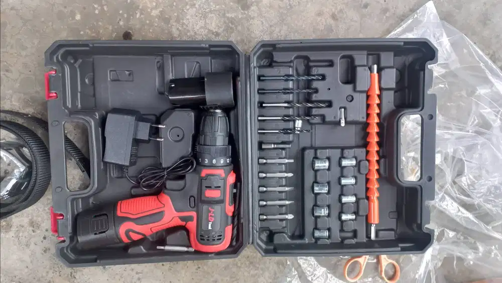 Bor baterai merk J.LD