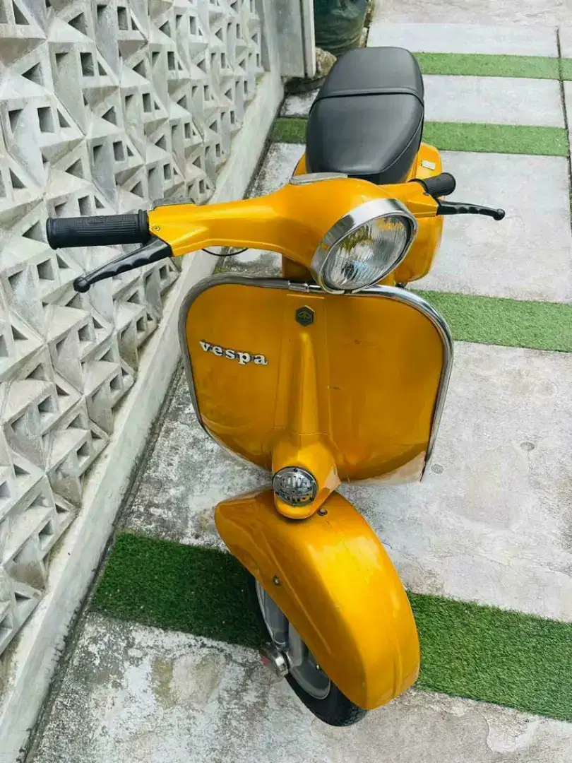 Vespa PTS look darling