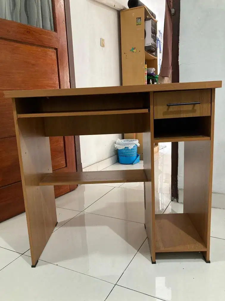 MEJA KOMPUTER / MEJA KERJA / MEJA BELAJAR KAYU