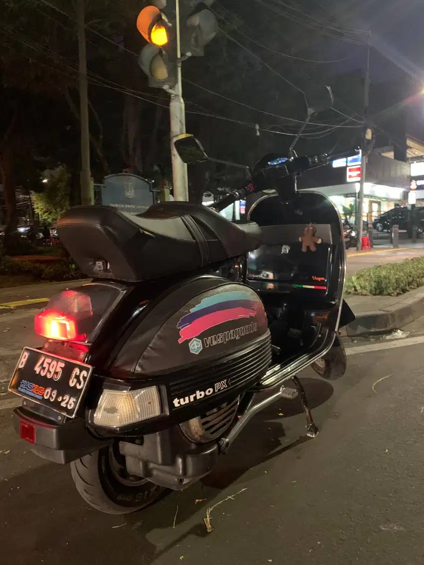 Vespa PX 150 (LOOK NEW PX)