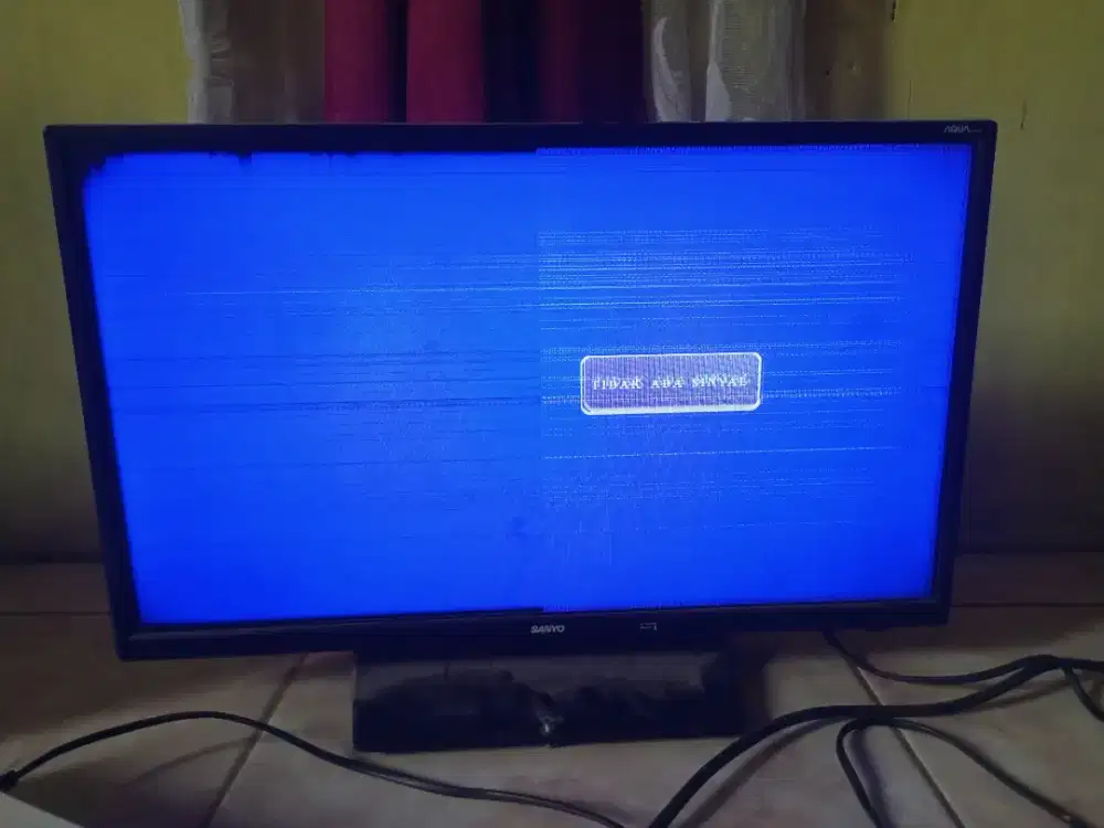 Dijual tv LED Aqua(Sanyo) 24 inc minus bergaris