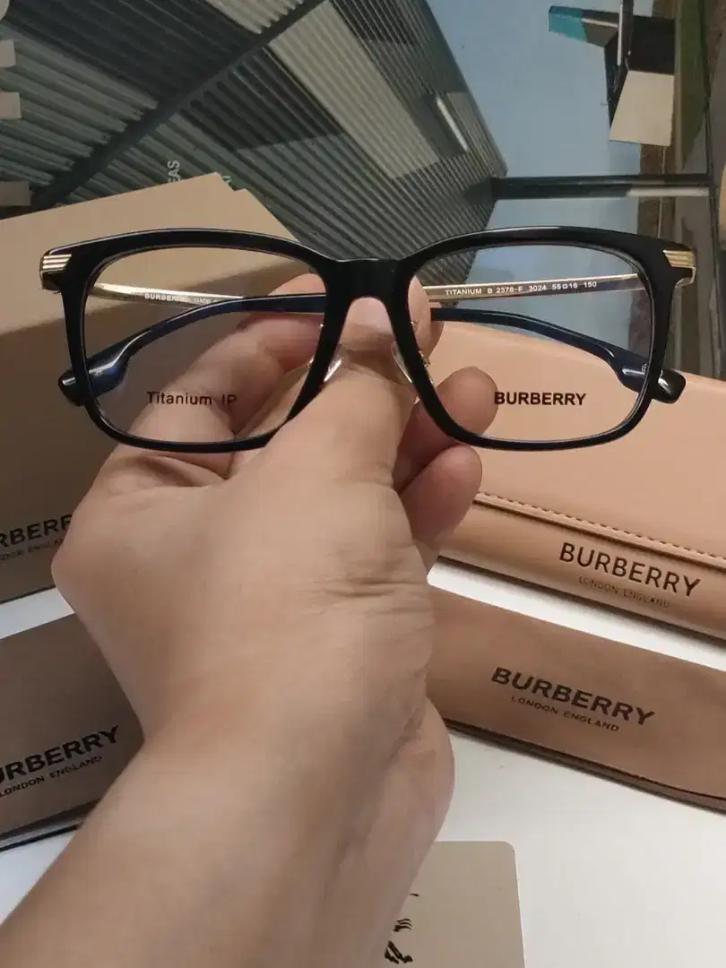 Kacamata BURBERRY Titanium Original, Baru Gress 100%, Series B2378-F