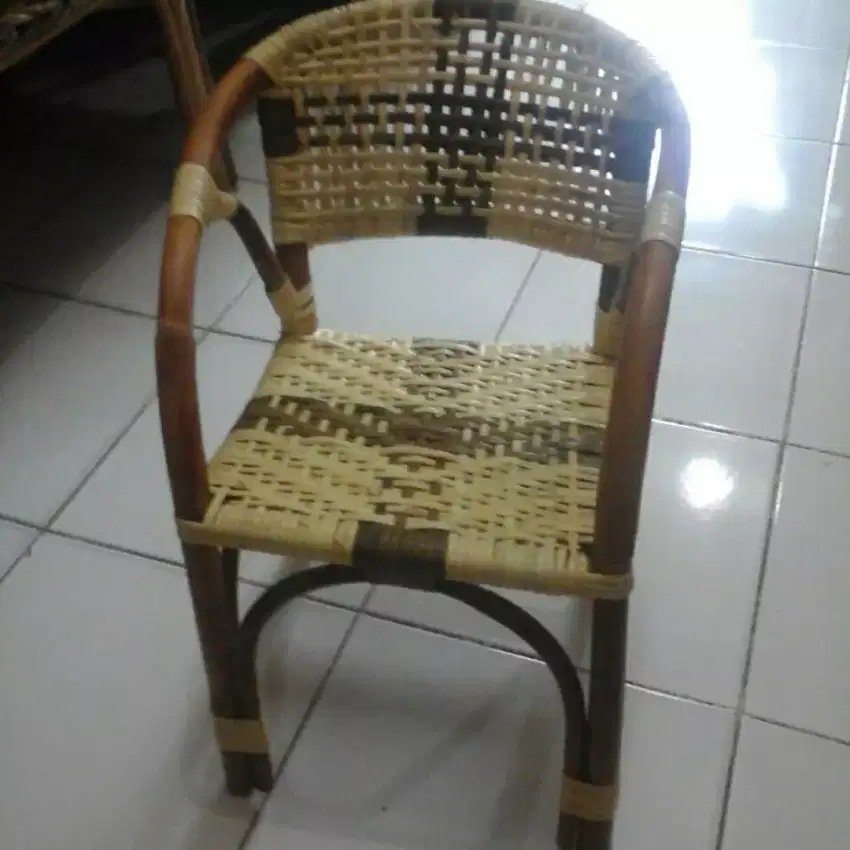 Kursi Rotan Kecil