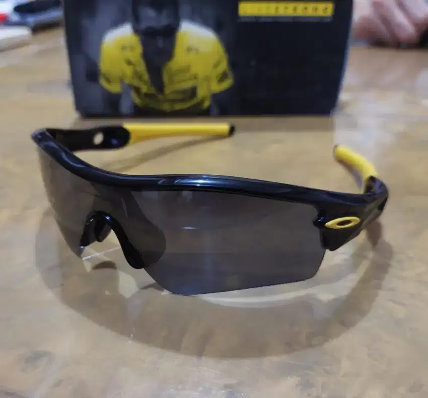 Kacamata Oakley Livestrong Radar Path Original,