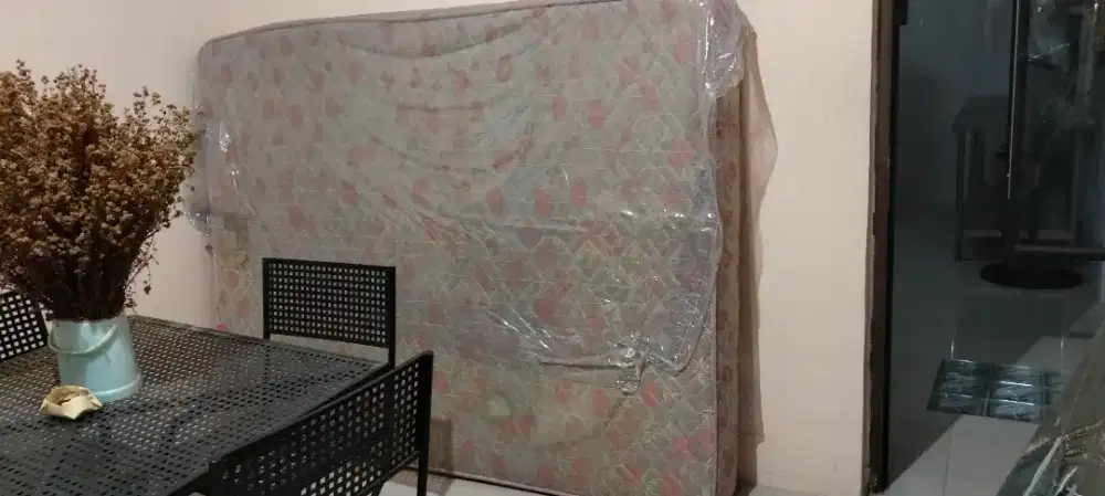 Spring bed americana 155x90 bisa nego