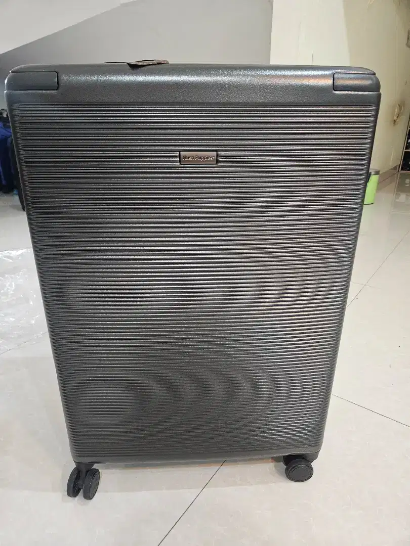 Brand New BARU SOGO Hush Puppies Koper 28 29 Large jumbo inch Hard Cse