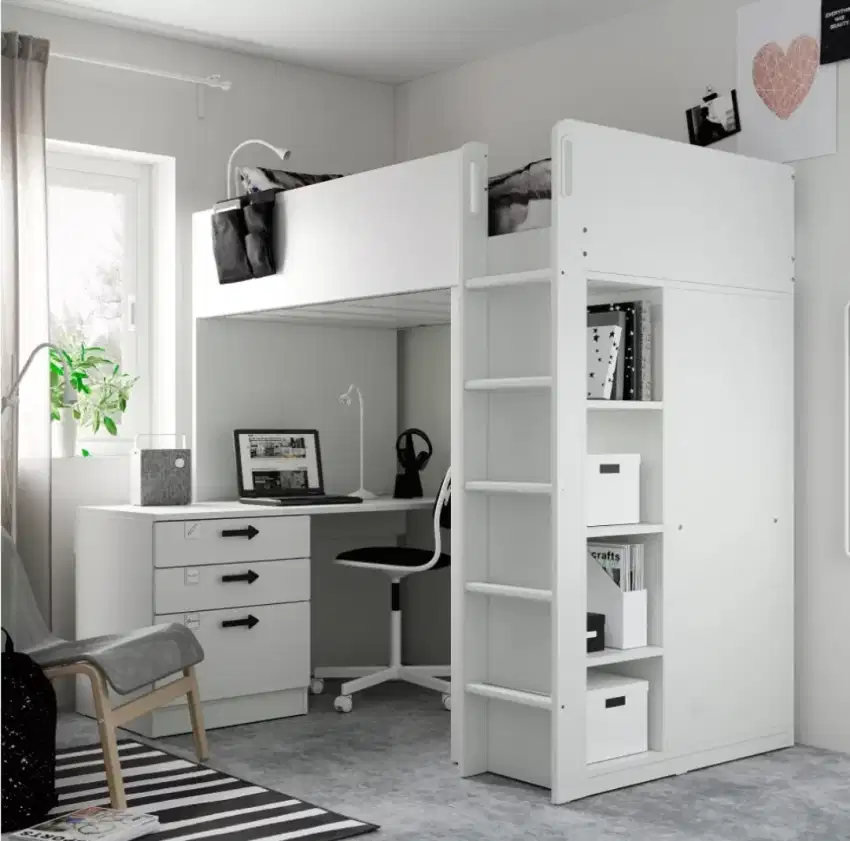 Tempat tidur tinggi