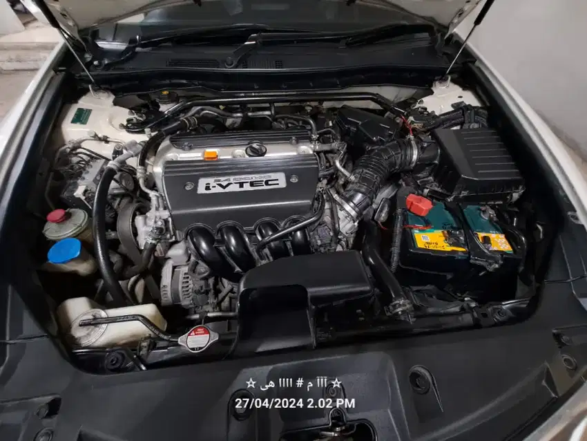 Accord putih tulang konsidi cakep