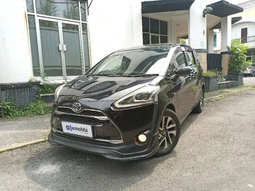 Like New - TOYOTA SIENTA 1.5 Q BENSIN A/T 2017 HITAM