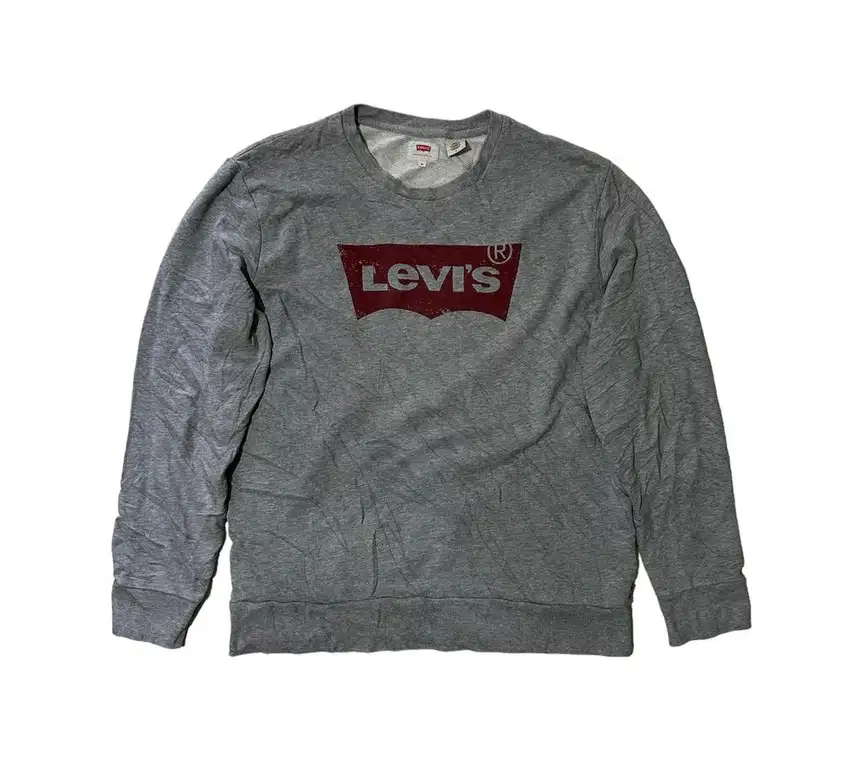 Crewneck Levis size M, panjang 70, LD 110 kondisi 90% mulus