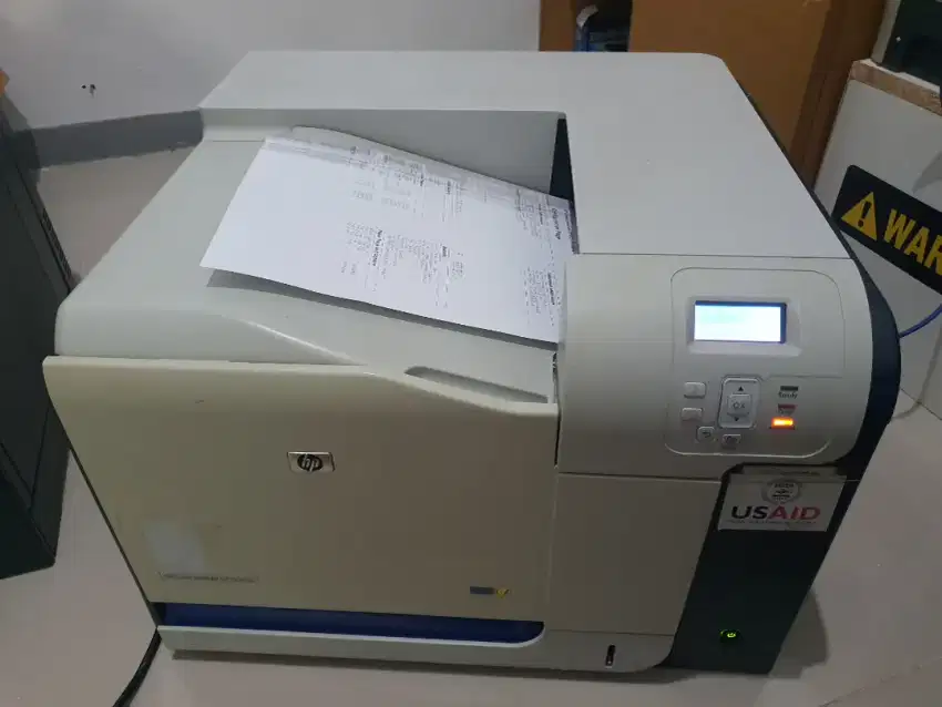 HP Color Laserjet CP3525dn