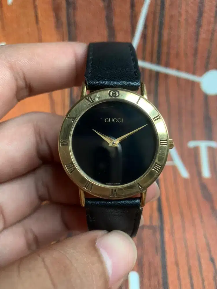 jam tangan gucaii
