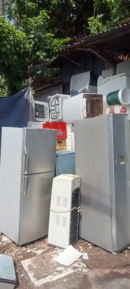 Menerima kulkas rusak segala macam siap ambil lokasi