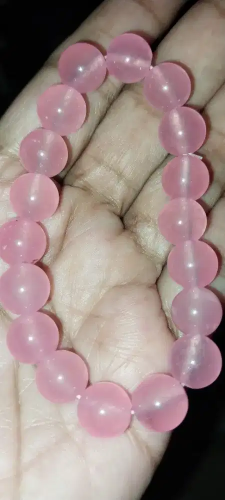 Gelang batu giok pink