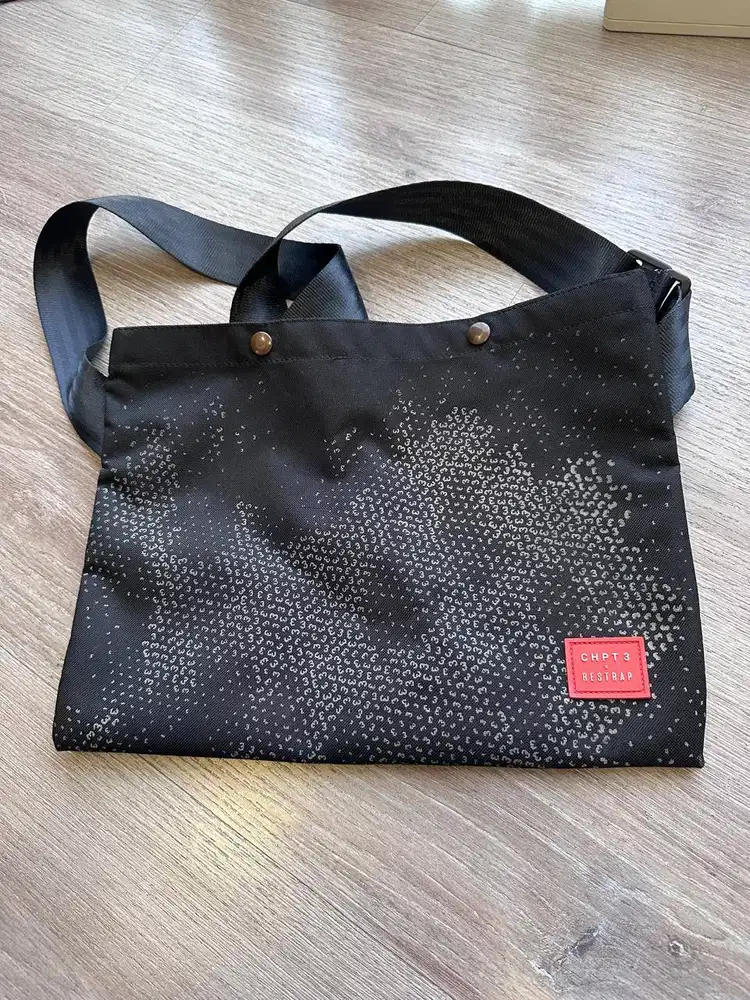 Tas Selempang CHPT3 x Restrap