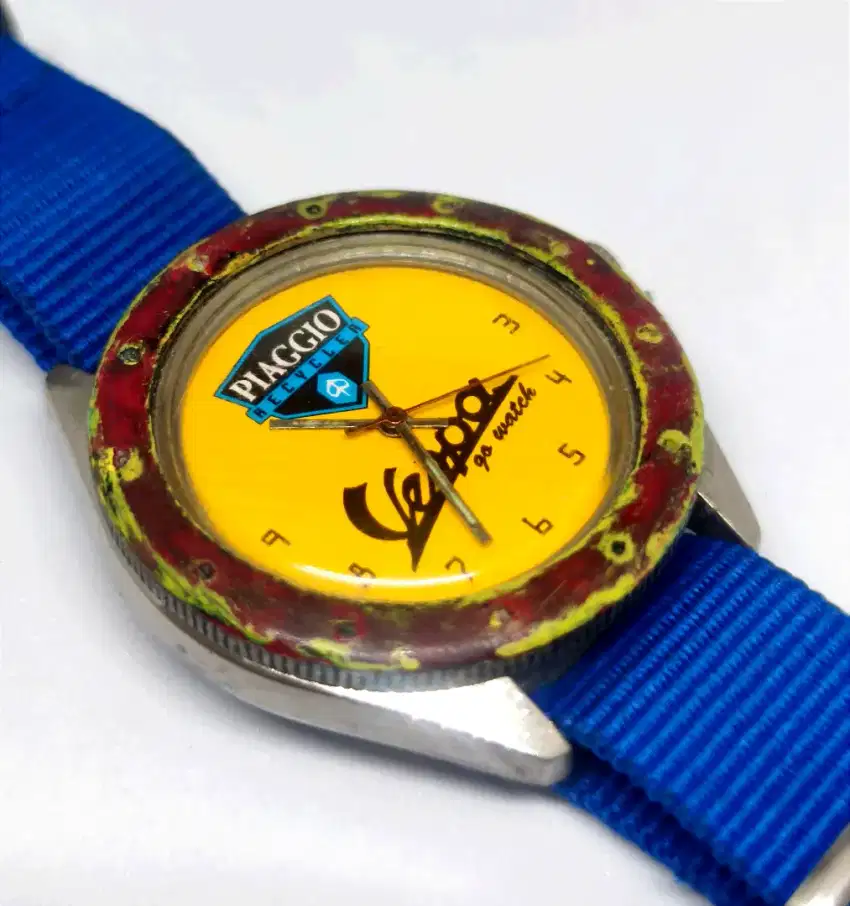 Vespa piaggio watch omega longines mido rado seiko