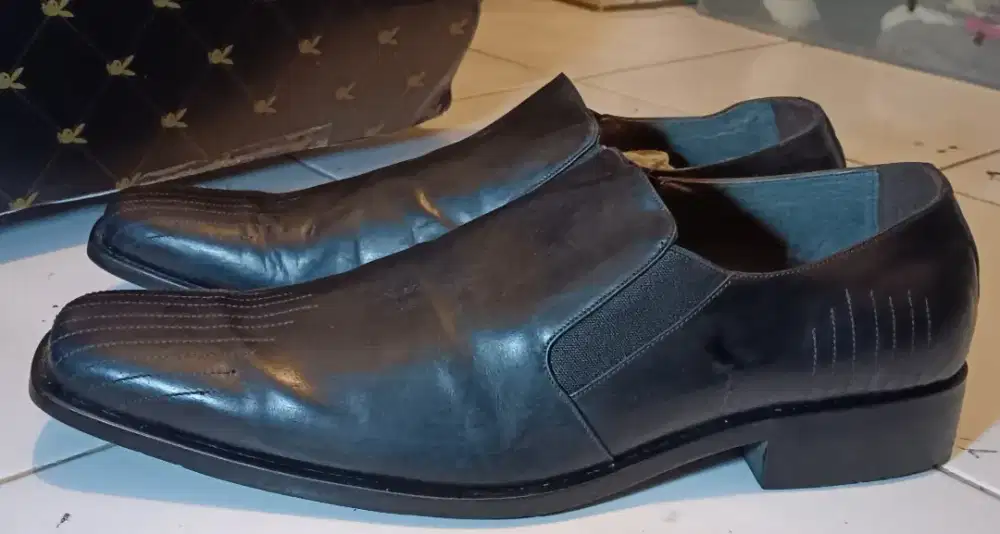 Sepatu formal kulit Andre Valentino second