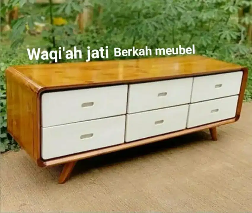 Meja tv Retro modern,p.150cm,bahan kayu jati tua