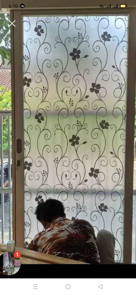 STIKER KACA UNTUK JENDELA MOTIF MURAH