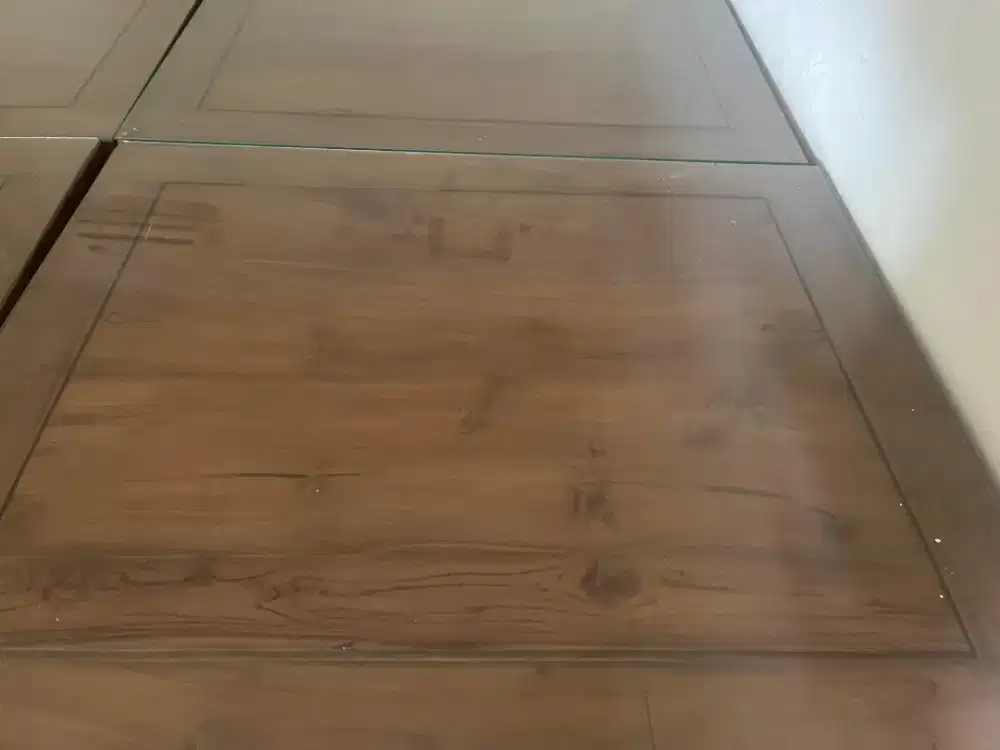 Meja bahan kayu jati