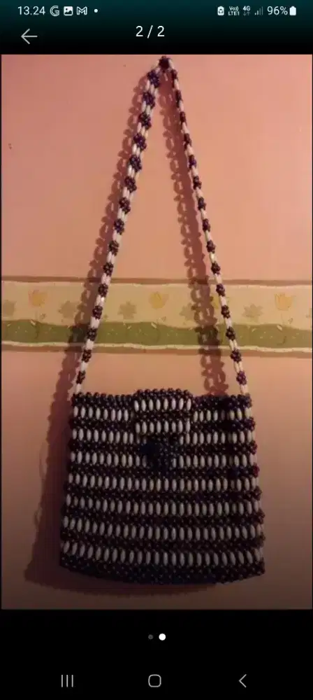 Tas Monte ungu putih