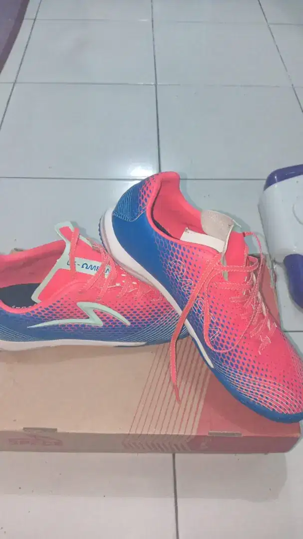 sepatu futsal original