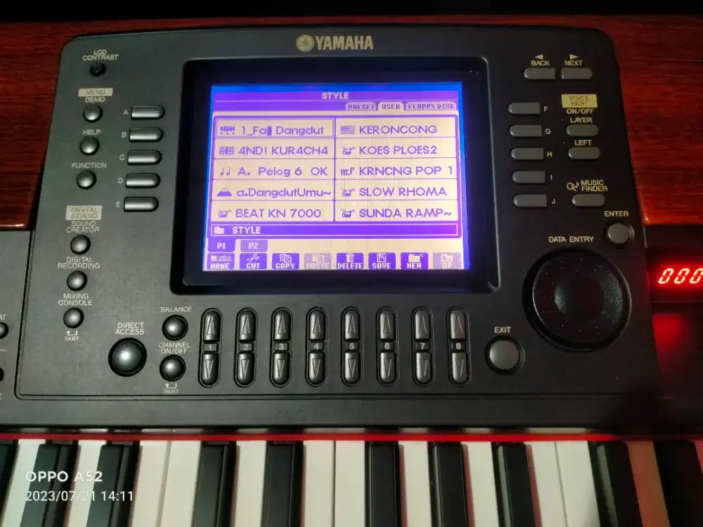 Keyboard, servis, ganti LCD Yamaha S 975 dll, PSR 2100 dll, S 650 dll