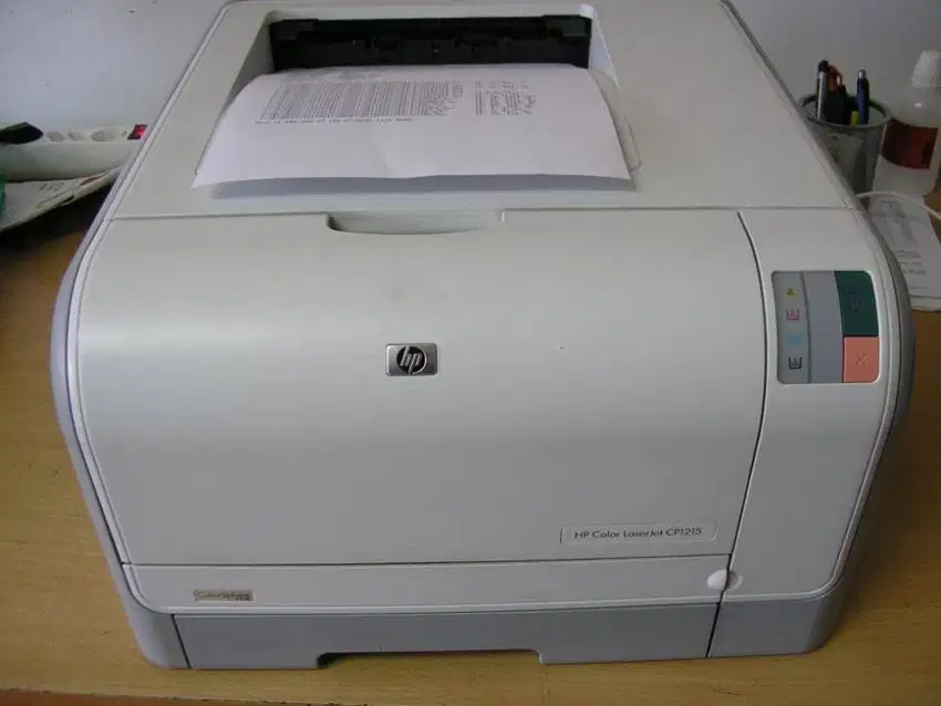 Printer HP Laserjet CP1215 ( Prinret Warna A4 - Legal )