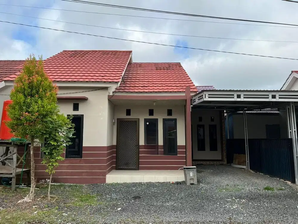 Rumah dikontrakan beserta isinya
