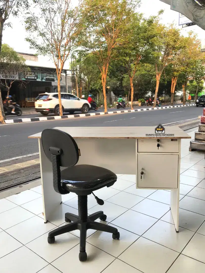 Set Meja Tulis Dan Kursi Kantor Brother - Activ Lula MT 120 Jogja