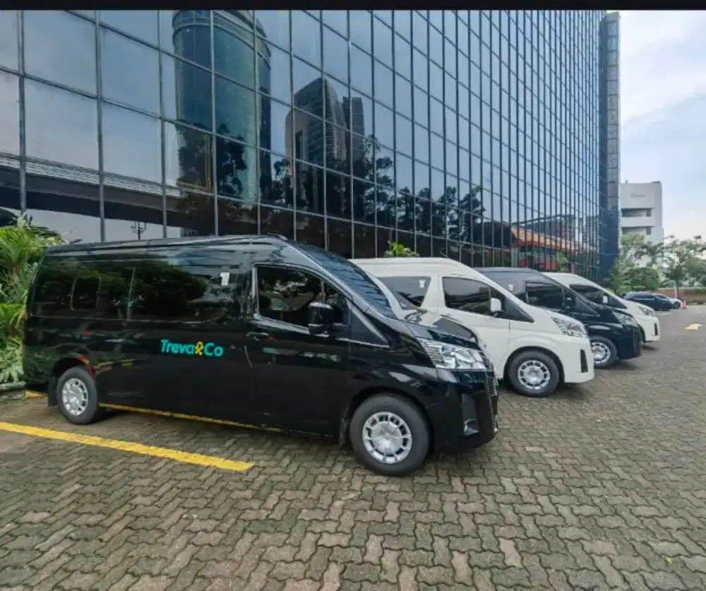 Rental hiace premio armada baru