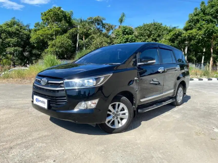 Toyota Kijang Innova 2.0 G Bensin-MT 2016 Hitam SHS