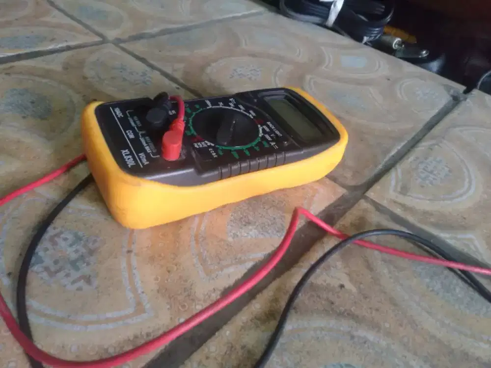 Se bh alat tester digital kond hdp mls mgkn ada yg minat slhkn cpt deh