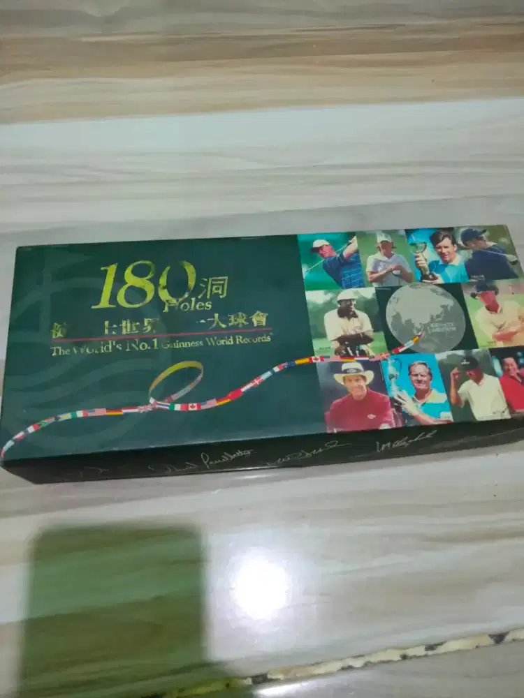 Bola Golf Autograph Golf Ball dari Mission Hills Golf Course 180 Holes