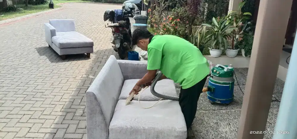 Jasa cuci sofa cuci kasur sepringbed